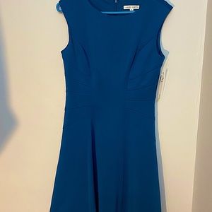 NWT Dark blue/teal size 8 Sandra Darren  dress.